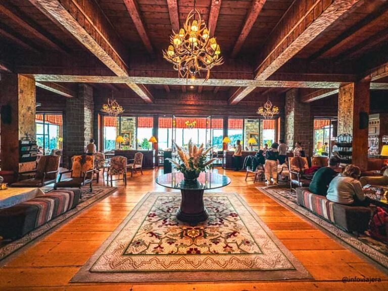 Lobby-Bar-Hotel-Llao-Llao-Bariloche-Argentina