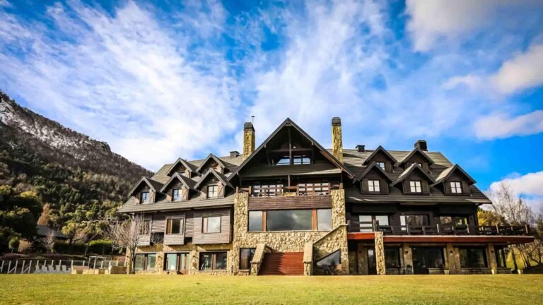 arelauquen-lodge-bariloche-portada-03112021