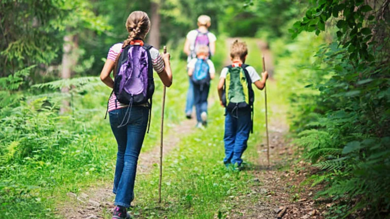 cuando-empezar-a-hacer-senderismo-con-ninos